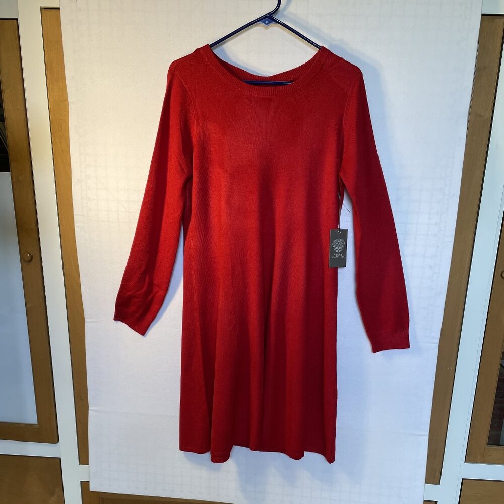 Vince Camuto Fit To Flare knit Dress, Size L, Red, Open back with bow.  NWT